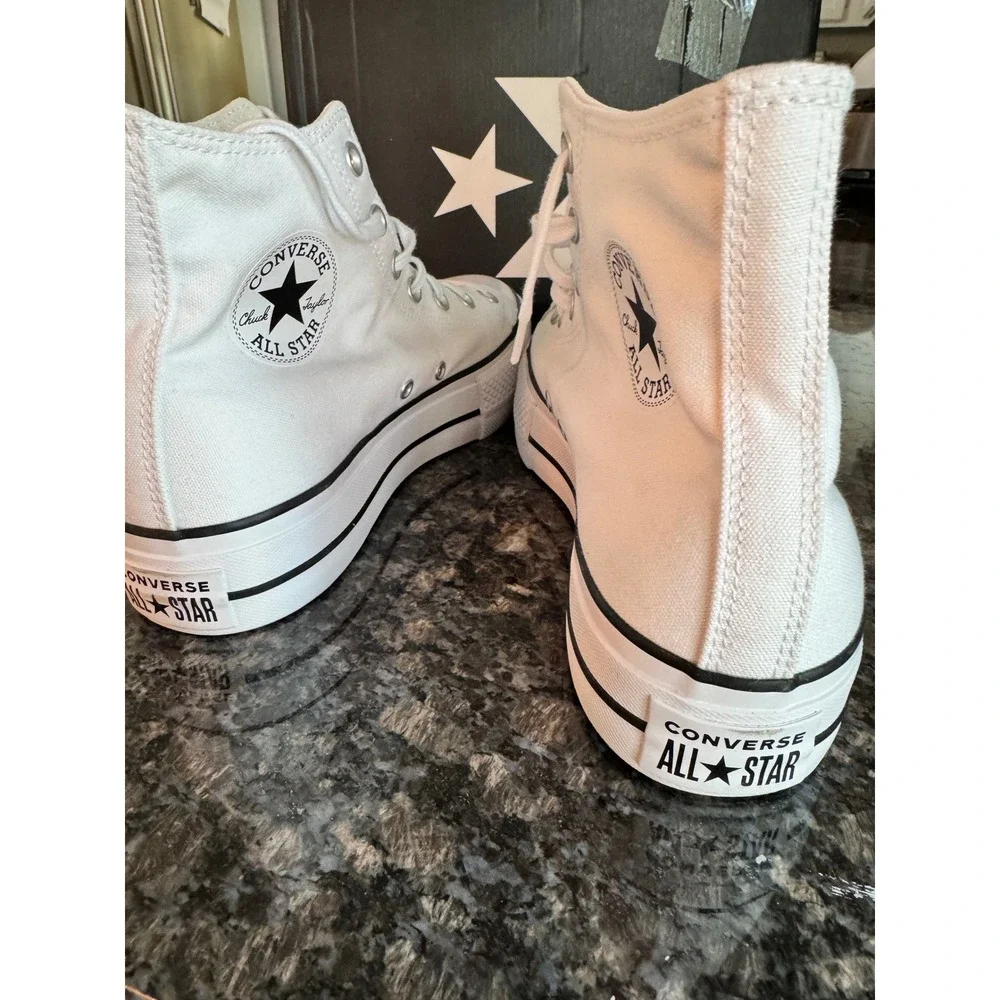 Converse Chuck Taylor All Star Lift Hi White Platform Sneakers 560846F Womens 10
